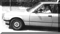 BMW 325i JP.jpg (65056 bytes)